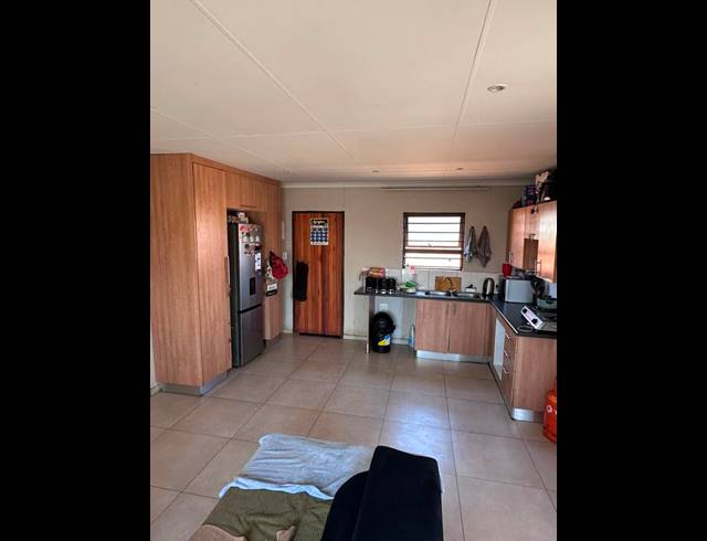 4 BEDROOM HOUSE FOR SALE IN KLIPPOORTJIE